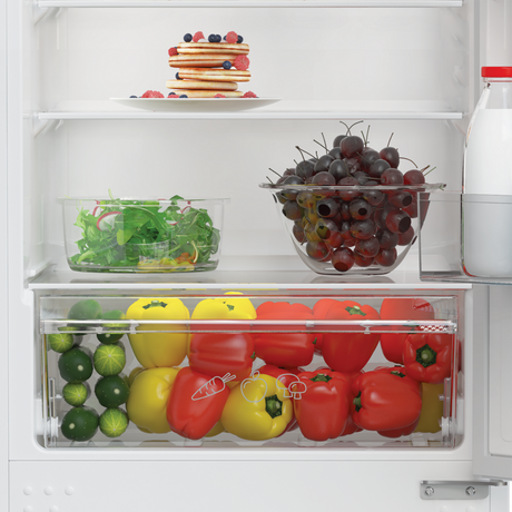 [ZICSD473] Zenith ZICSD473 54cm 70/30 Manual Integrated Fridge Freezer